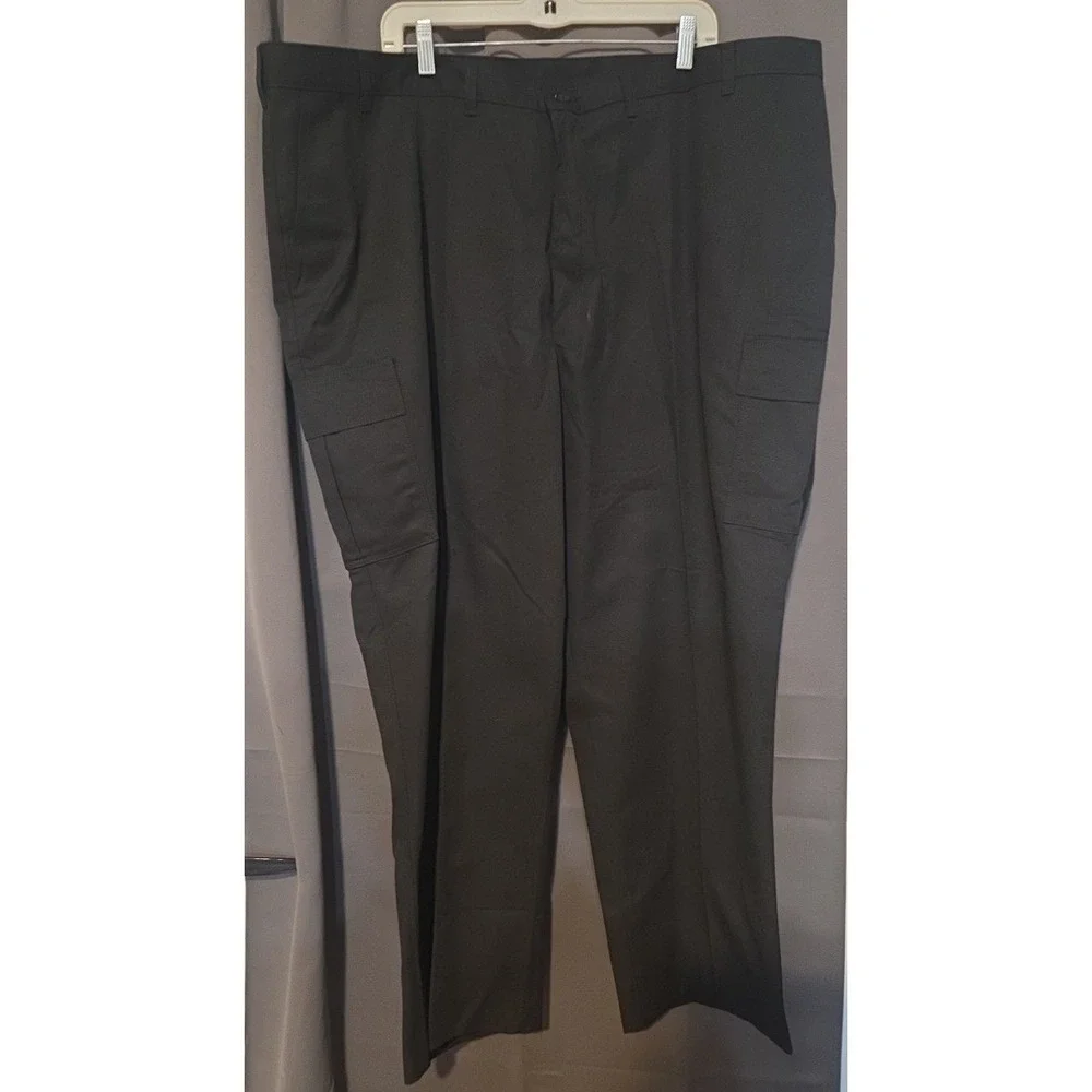 Edwards black cargo
